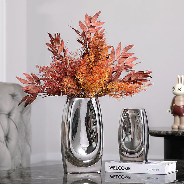 Elegant Silver Vase - Modern Metallic Home Decoration for Flowers