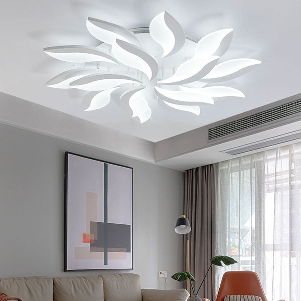 Creative Living Room Lighting Atmosphere