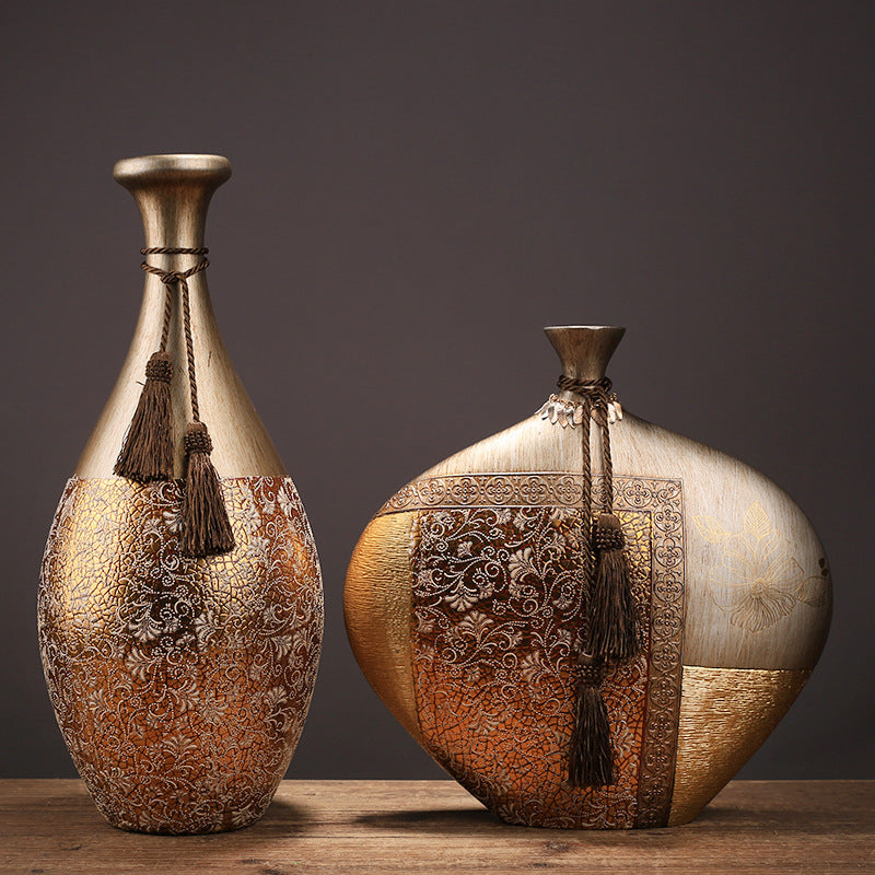 Creative Decorative Vase - Modern Living Room Home Decor Centerpiece